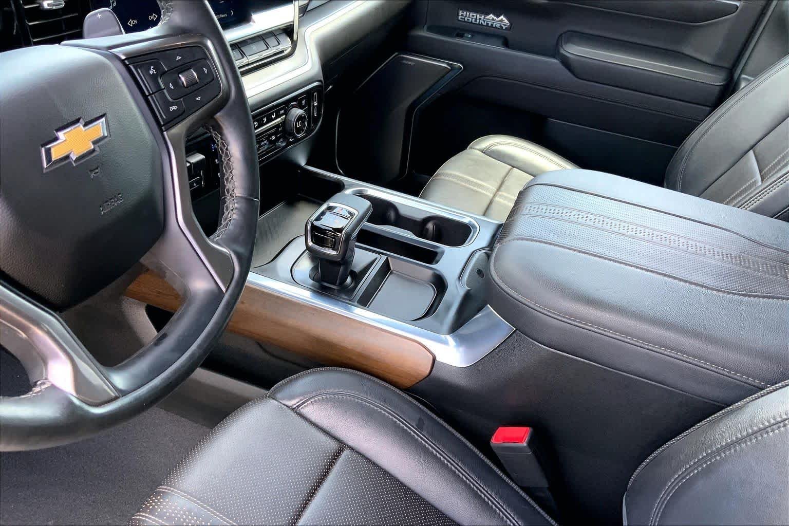 Used 2023 Sterling Gray Metallic Chevrolet High Country image 17