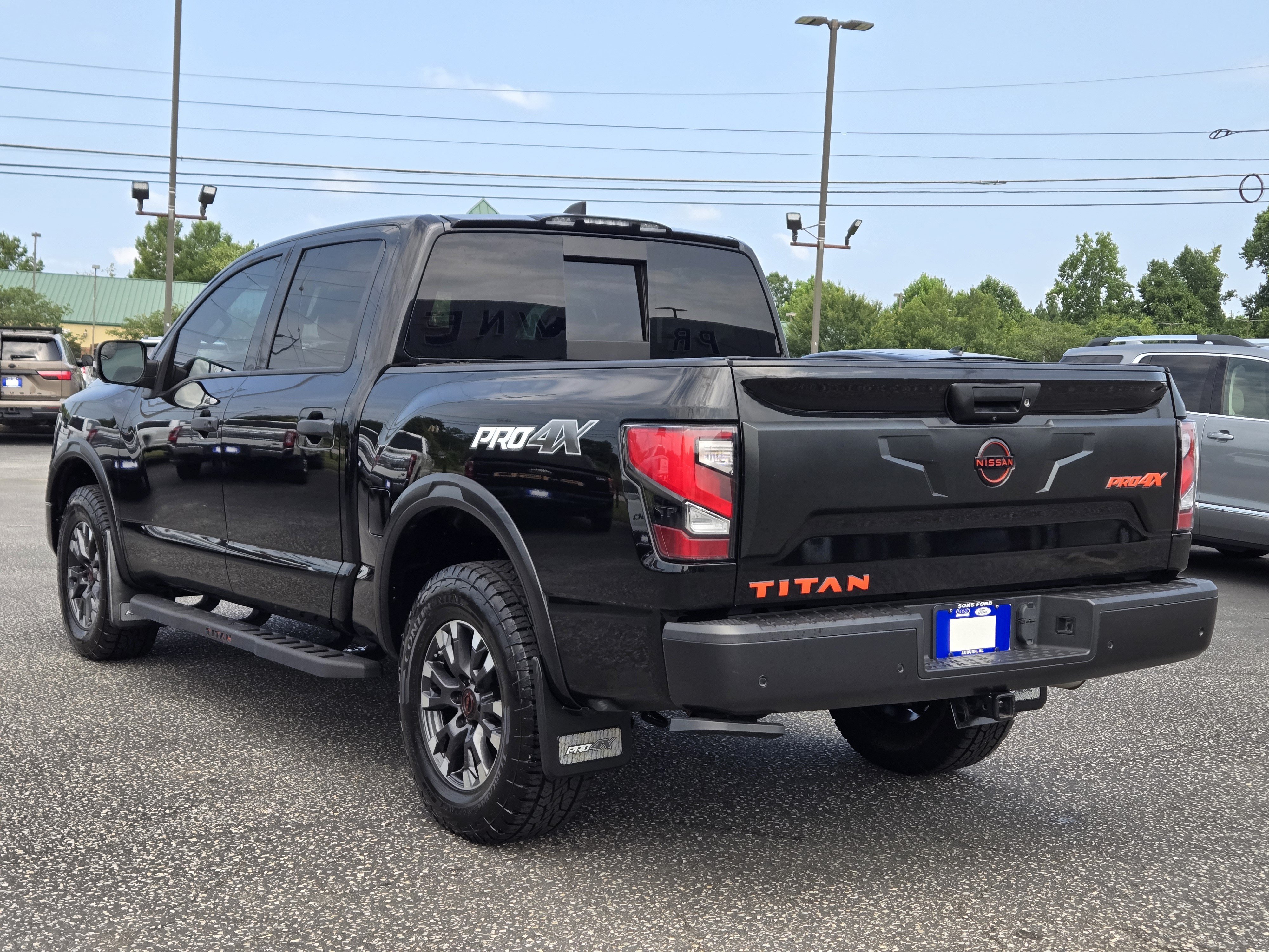 Used 2023 Super Black Nissan PRO-4X image 12
