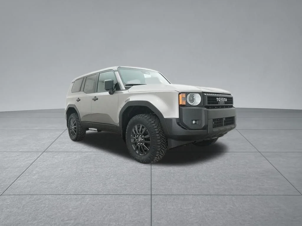 Used 2025  Toyota 1958 image 33