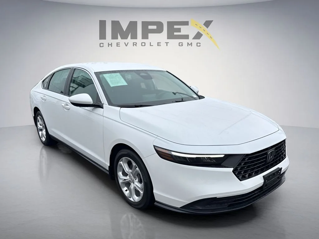 Used 2024 White Honda LX image 7