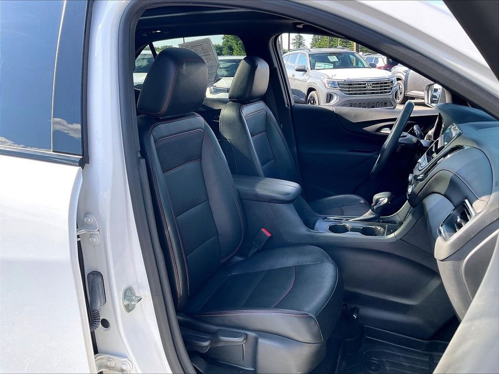 Used 2023 Summit White Chevrolet RS image 10