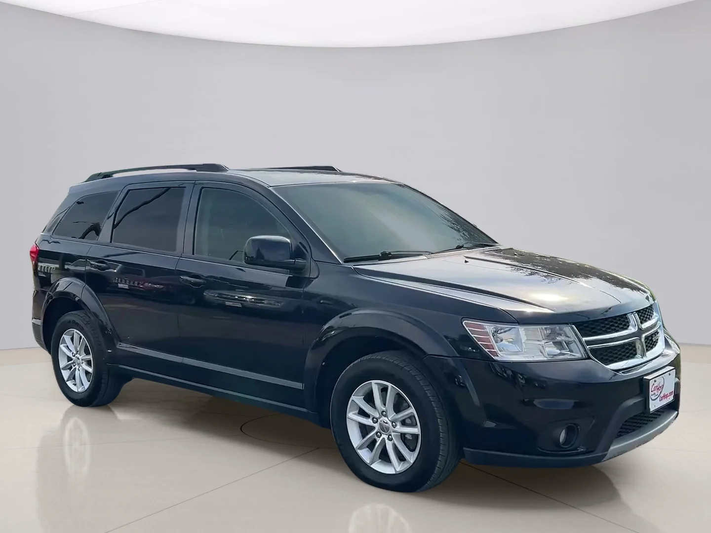 Used 2016 Black Dodge SXT image 7