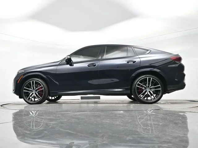 Used 2026 Carbon Black Meta BMW M60i image 30
