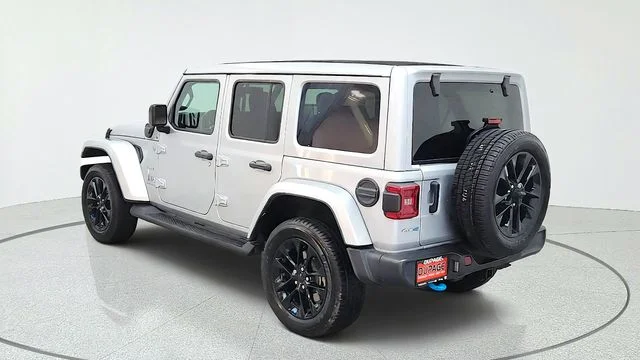 Used 2023 Silver Jeep Sahara 4xe image 8