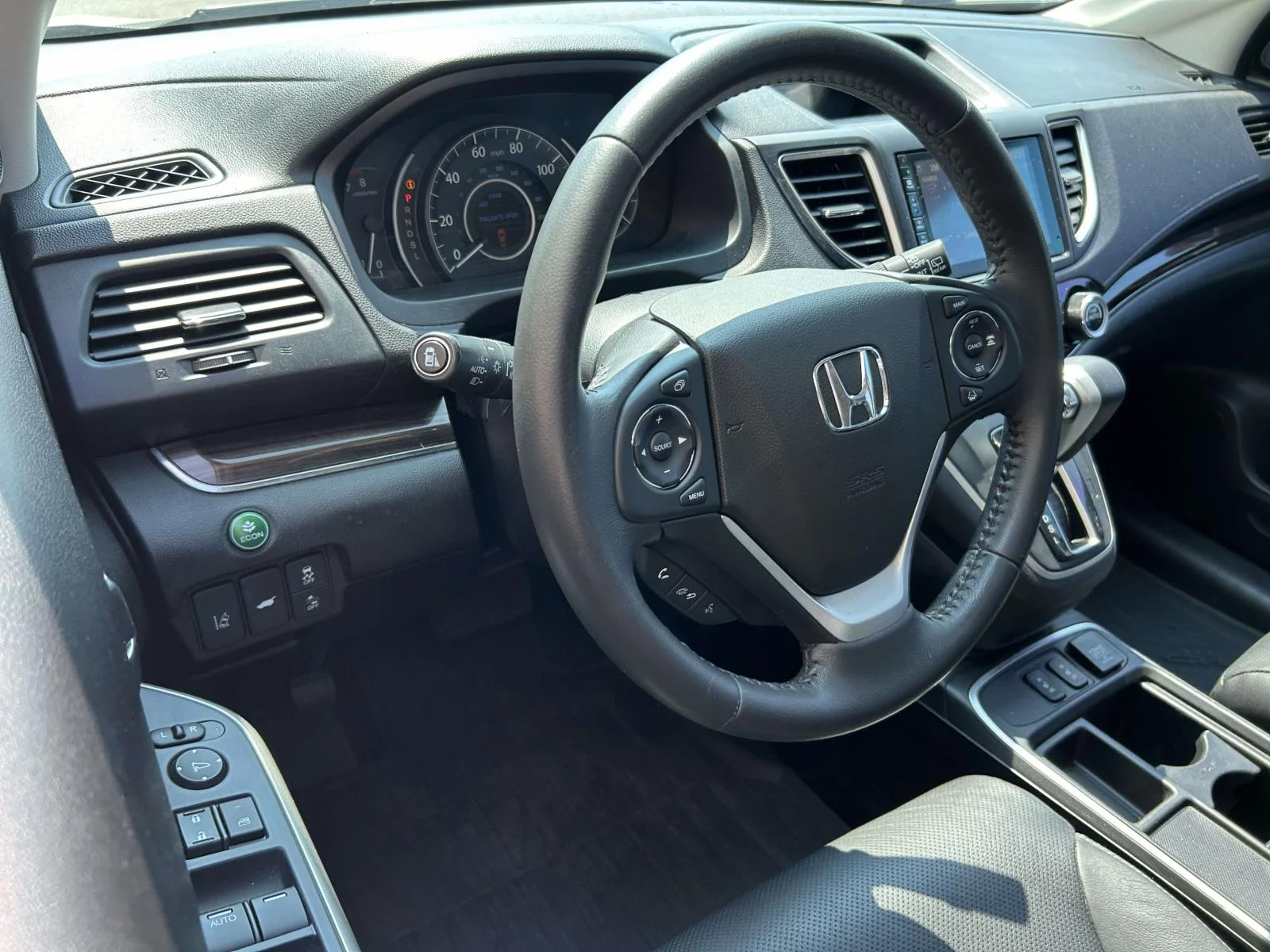 Certified Used 2016 White Honda 2WD 5dr Touring image 8