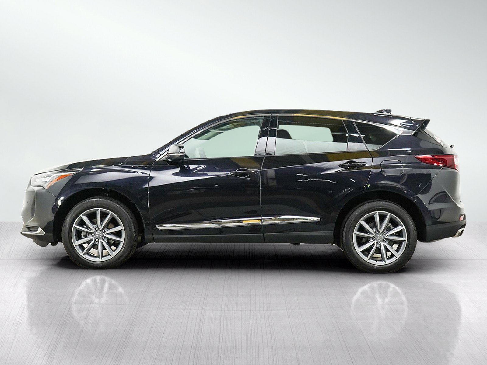 Used 2024 Acura RDX Technology Package with VIN 5J8TC2H57RL034871 for sale in Burnsville, Minnesota