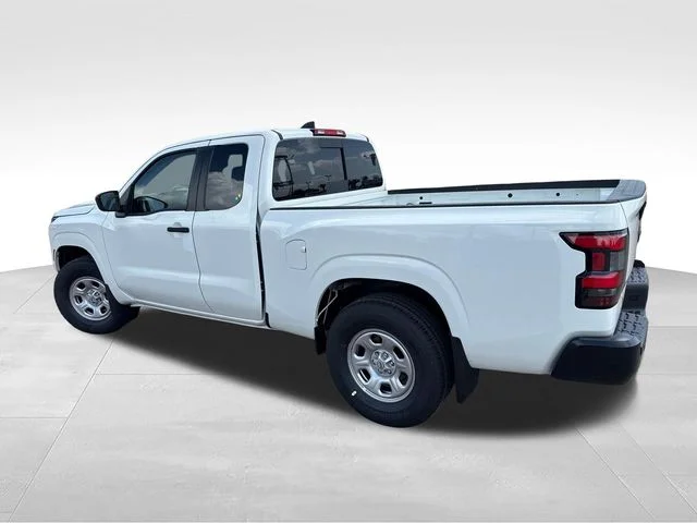 New 2026 Glacier White Nissan King Cab® S image 5