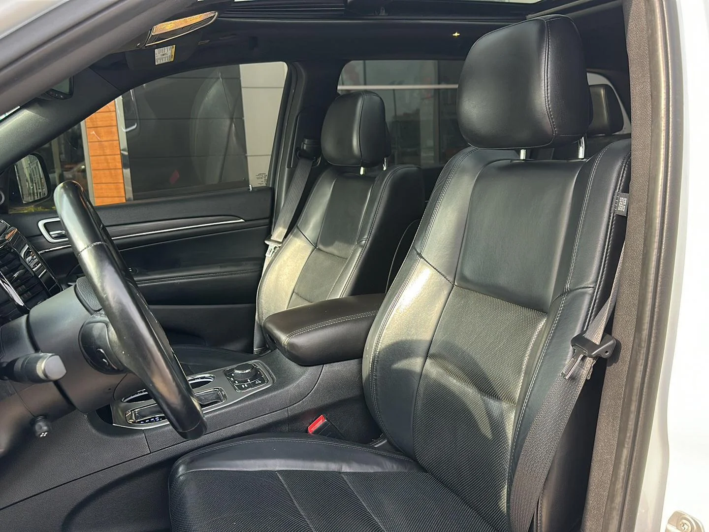Certified Used 2021 Bright White Clearcoat Jeep Limited image 11