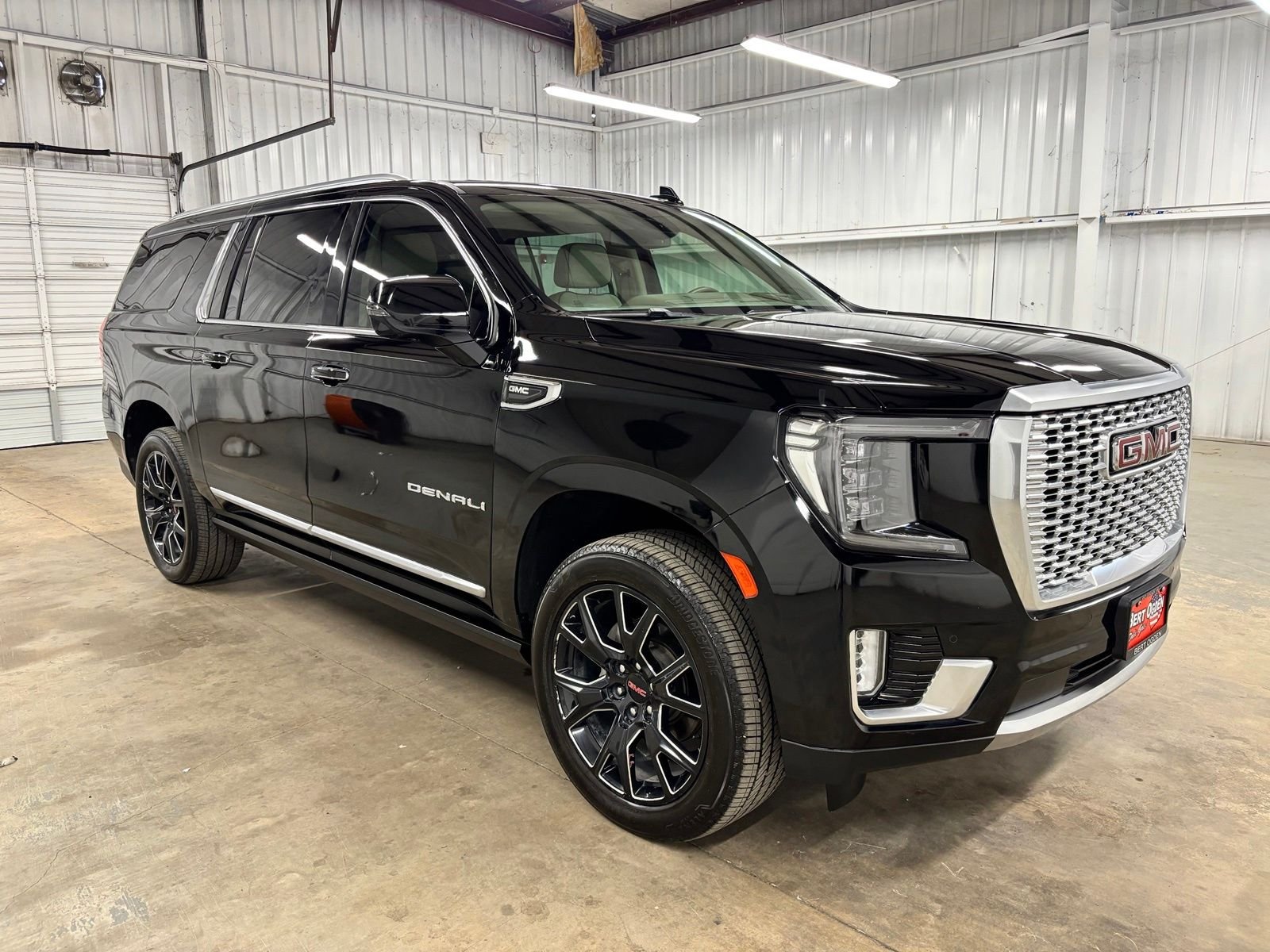 Used 2023 Black GMC Denali image 1