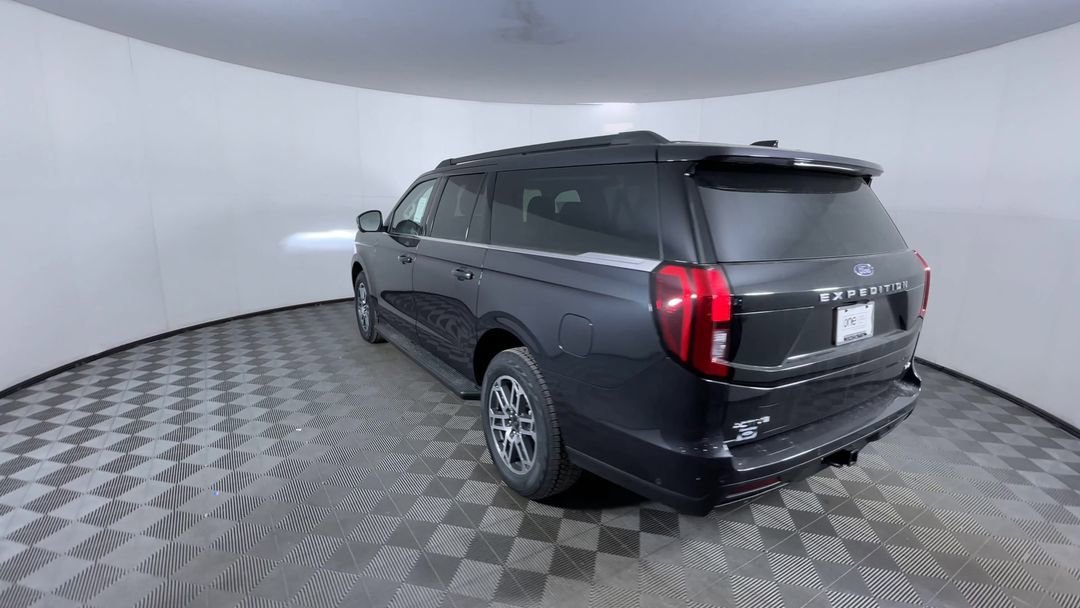 New 2025 Dark Matter Gray Metallic Ford Active image 7