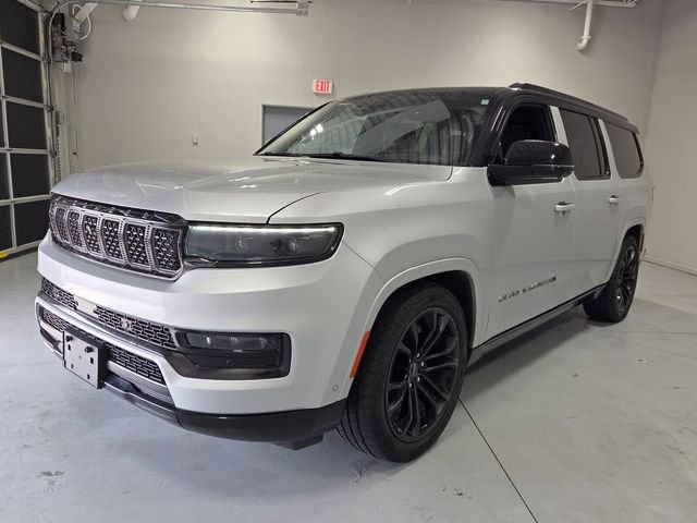 Used 2024 Silver Jeep Series II image 3