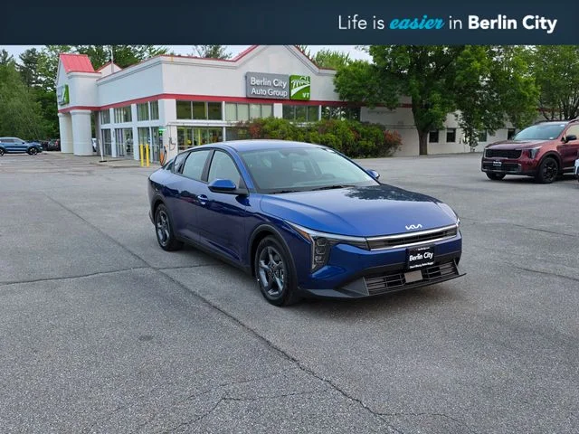 2026 Kia K4 LXS AT's photo