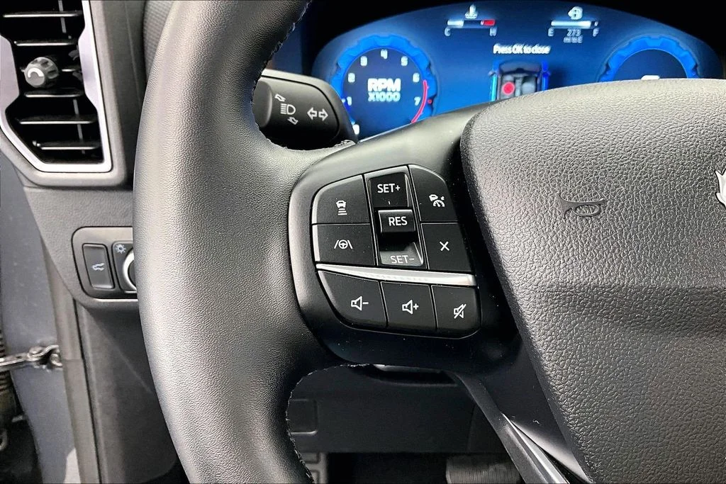 Certified Used 2025 Gray Metallic Ford Outer Banks image 18
