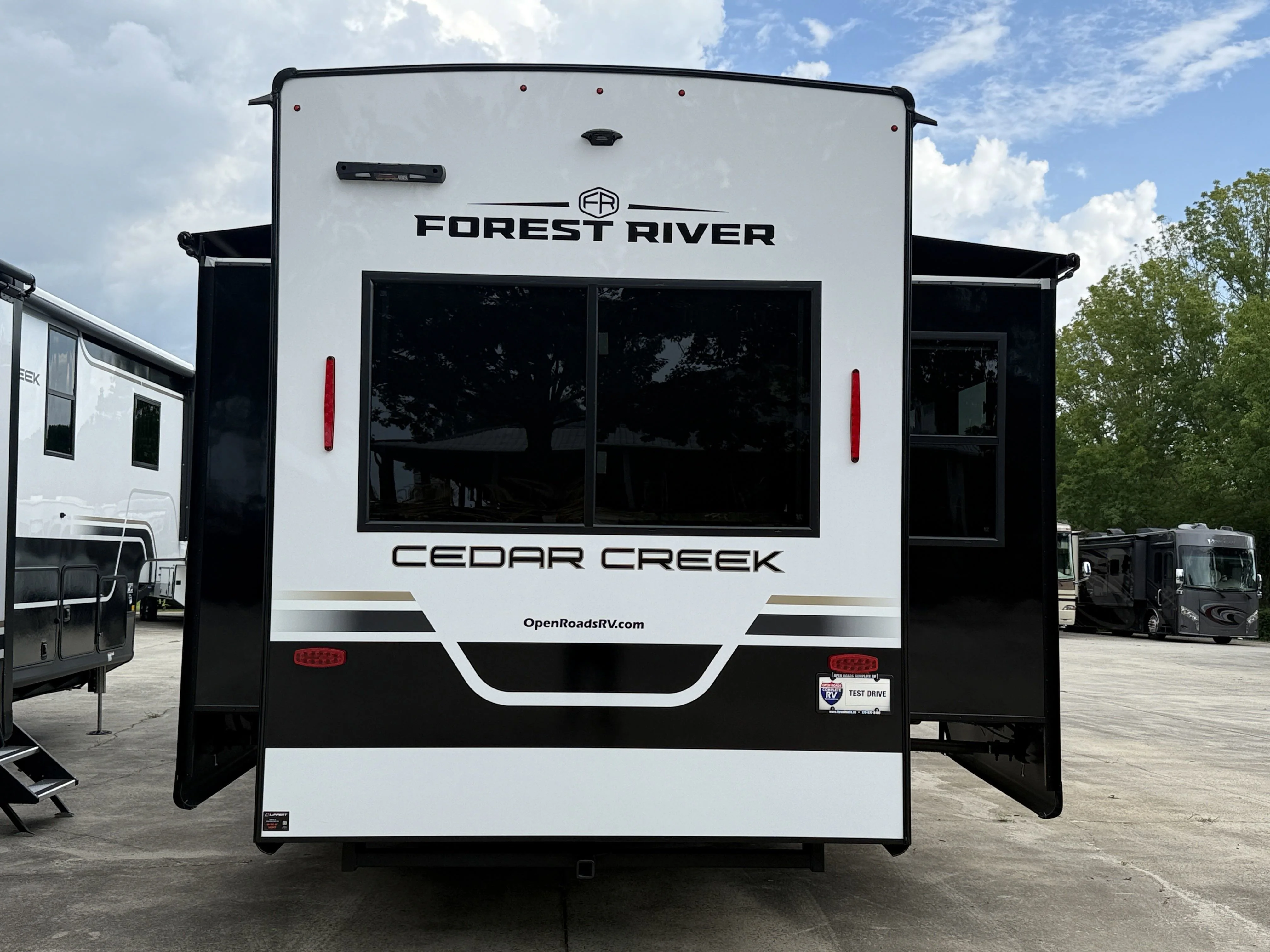 New 2026 White Forest River  image 6