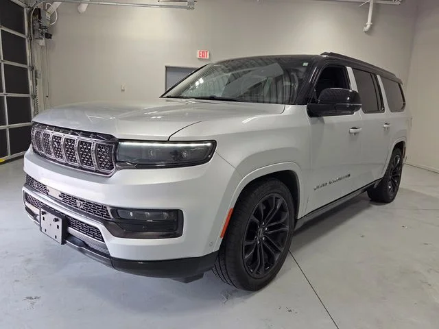 Used 2024 Silver Jeep Series II image 3