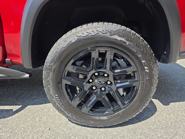 Used 2025 Red Chevrolet Trail Boss image 33
