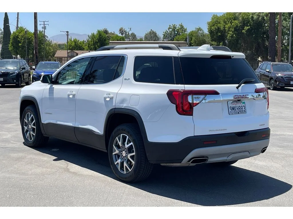 Used 2023 Summit White GMC SLT image 4