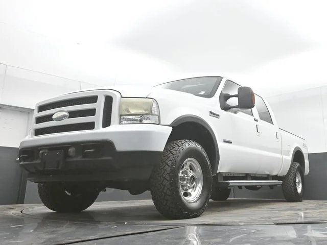 Used 2004 Beige Ford XLT image 41
