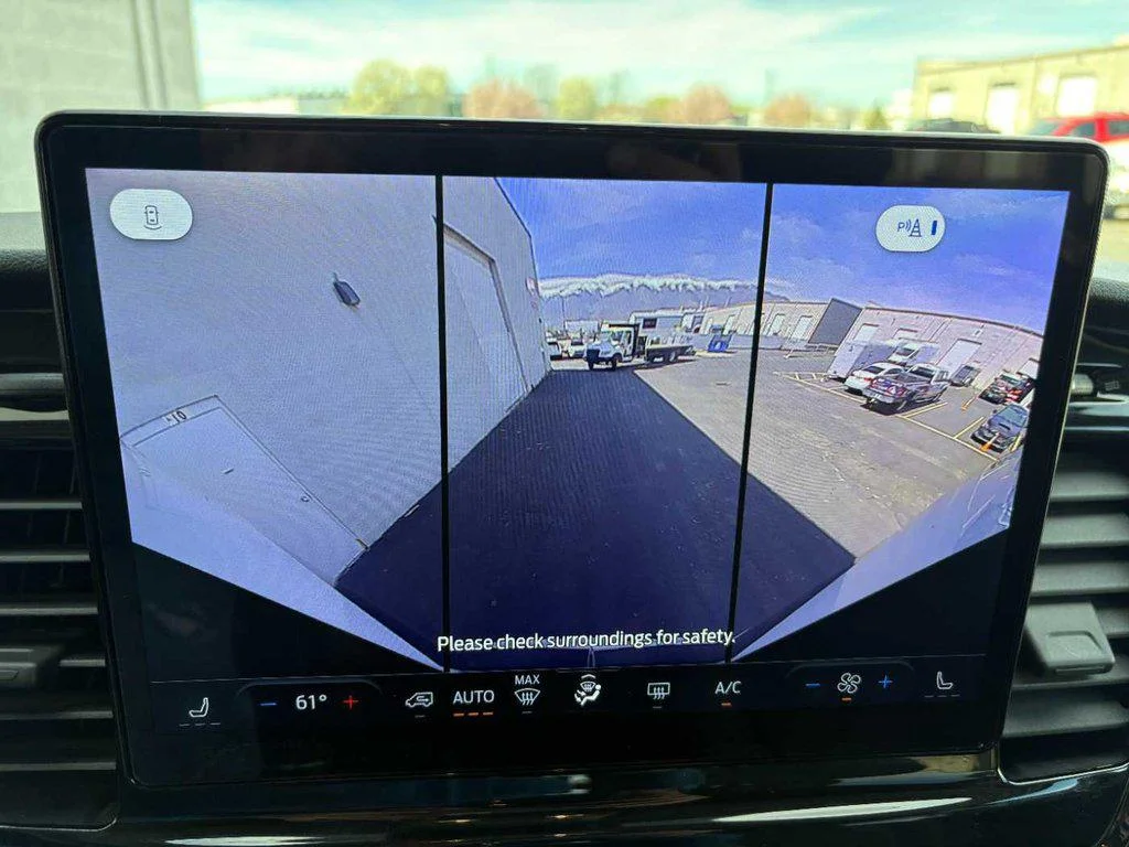 2025 Ford Transit Passenger Van XLT - Photo 23