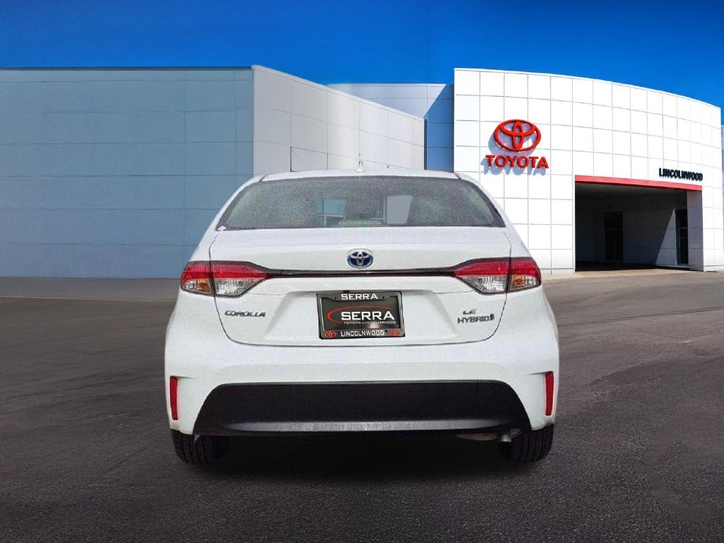 Used 2023 White Toyota LE image 9