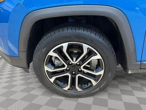 Used 2022 Blue Jeep Limited image 14