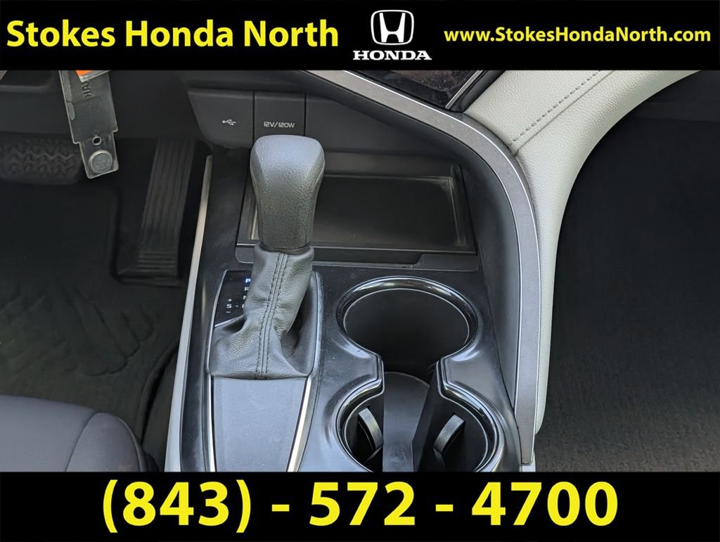 Used 2020 Silver Toyota LE image 22