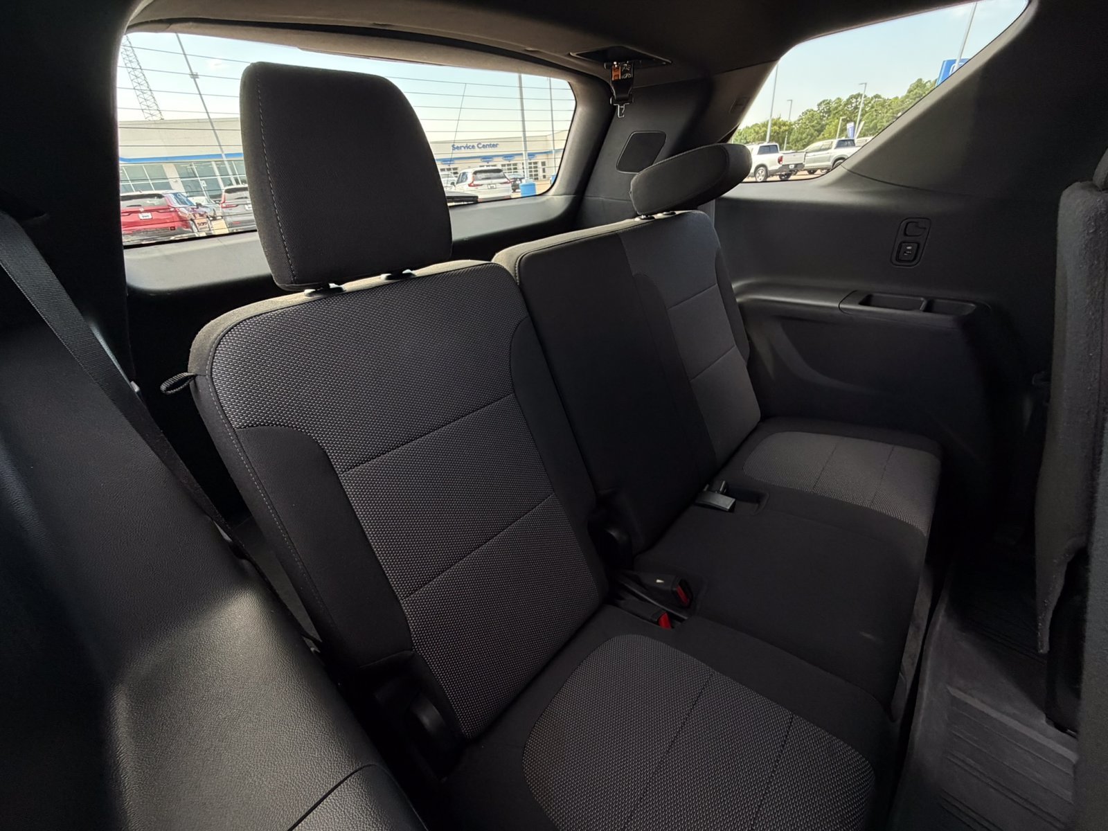 Used 2023 Iridescent Pearl Tricoat Chevrolet LT image 30