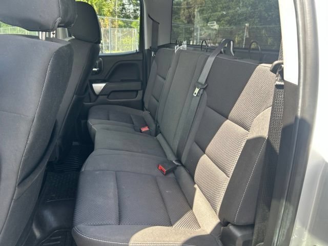 Used 2018 SILVER ICE METALLIC Chevrolet LT image 16
