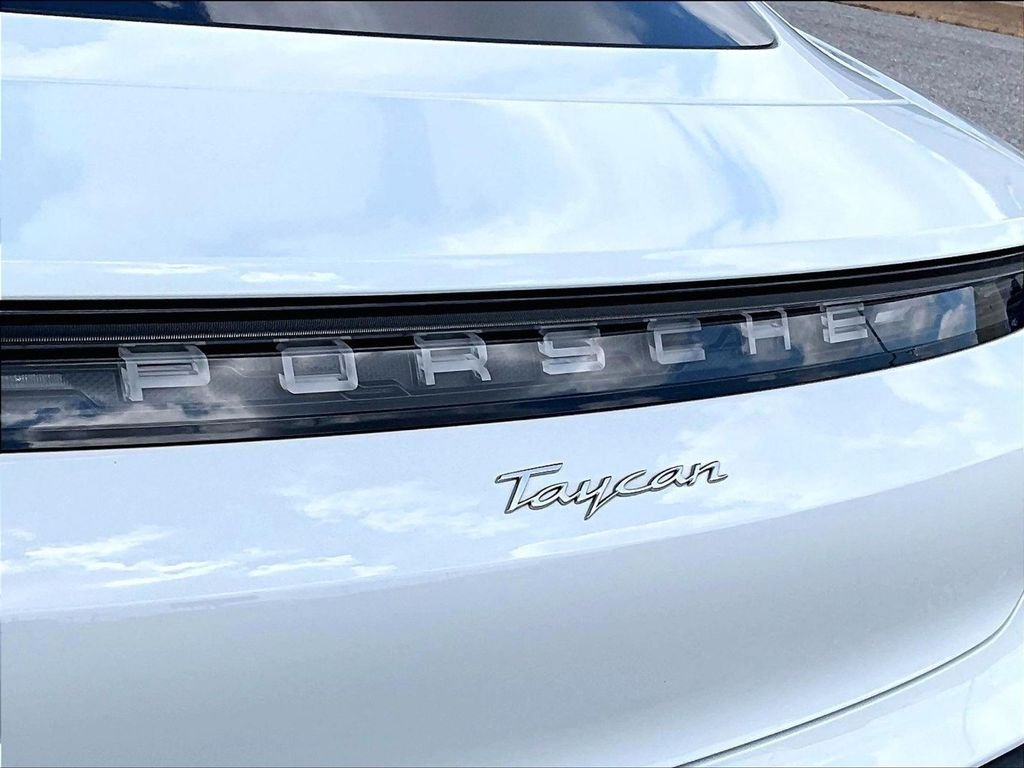 Used 2024 White Porsche  image 22