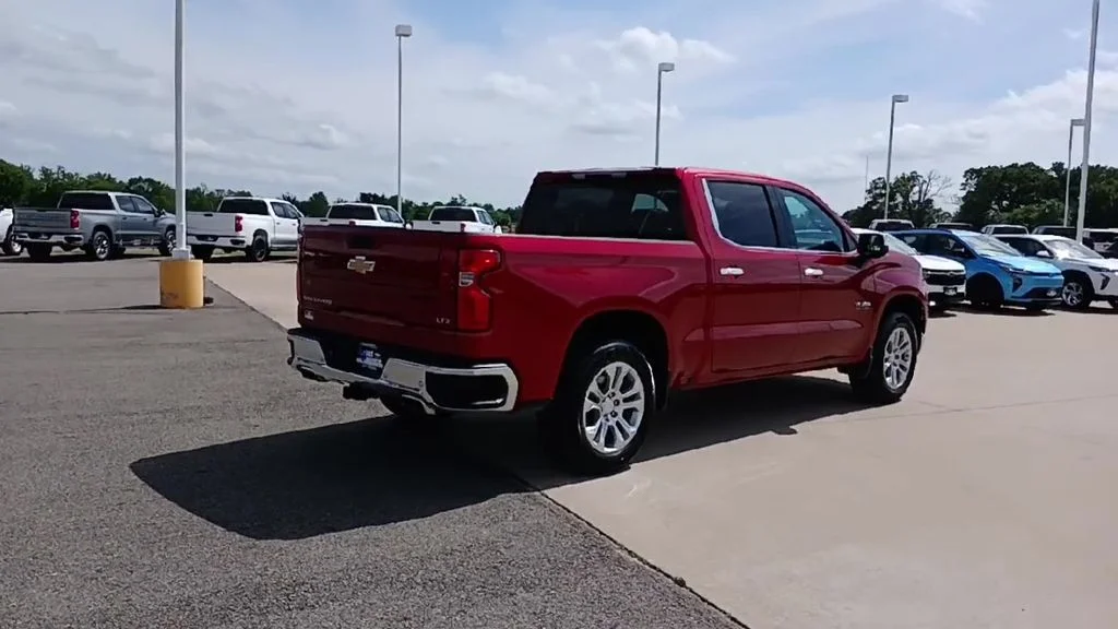 2023 Chevrolet Silverado 1500 LTZ - Photo 8