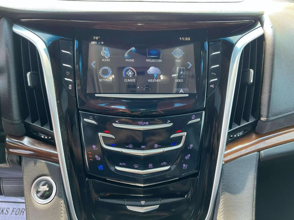 Used 2019 BLACK RAVEN Cadillac Premium Luxury image 11