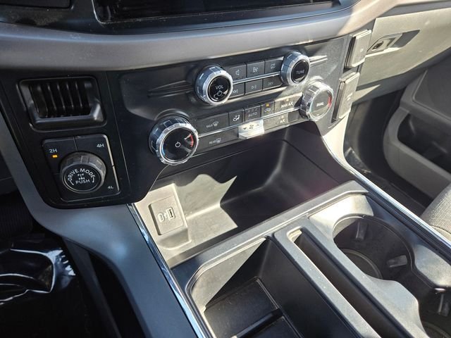 Used 2024 Black Ford XLT image 17