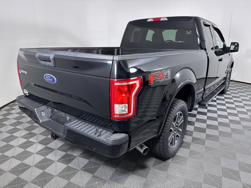 Used 2016 Shadow Black Ford XLT image 17