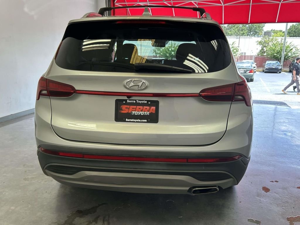 Used 2023 Silver Hyundai SEL image 4