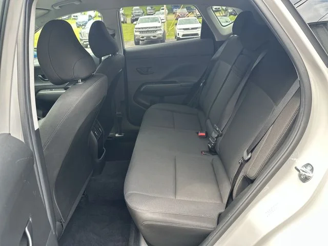 Used 2024 Gray Hyundai SEL image 25