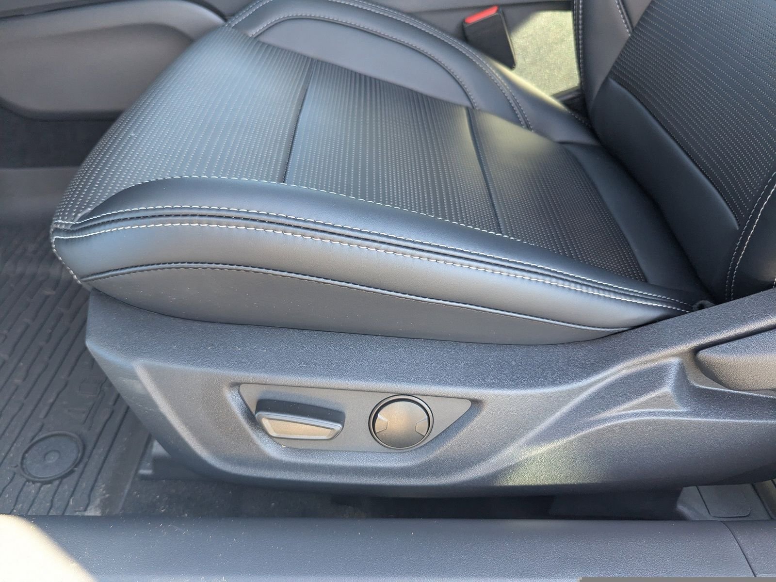 New 2026 Grabber Blue Metallic Ford EcoBoost Premium image 16