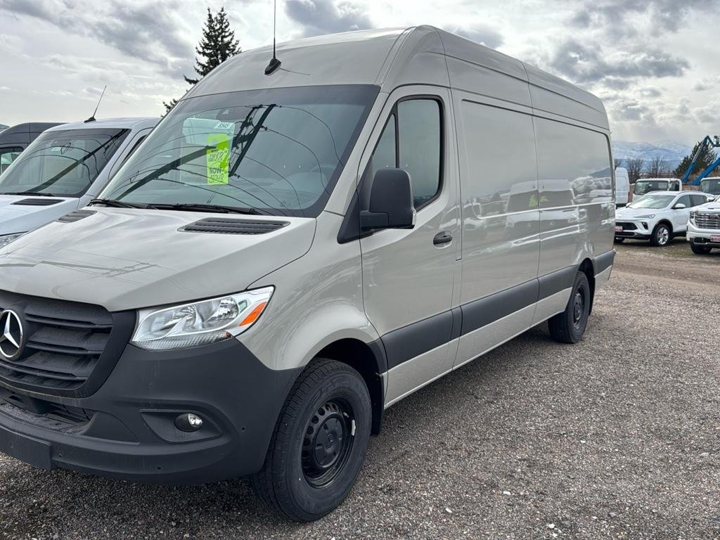 2023 Mercedes-Benz Sprinter 2500 170 WB HO High Roof's photo