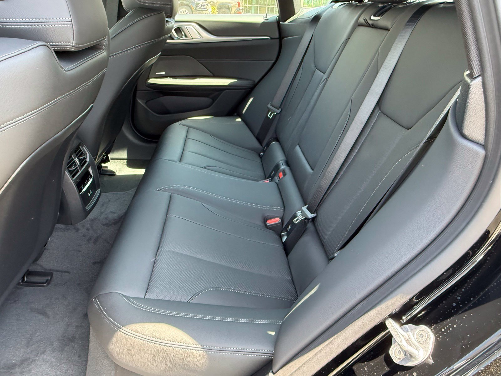 2026 BMW i4 40 - Photo 31