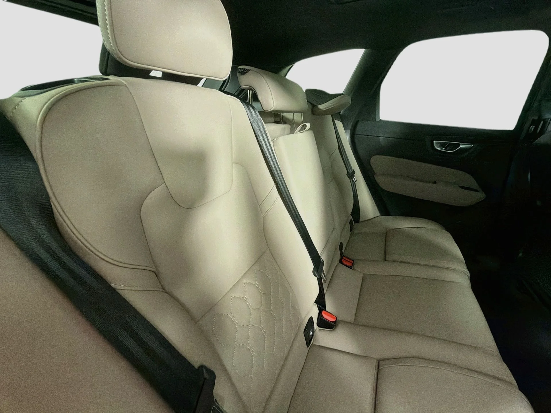 New 2027 Forest Lake Volvo Plus image 27