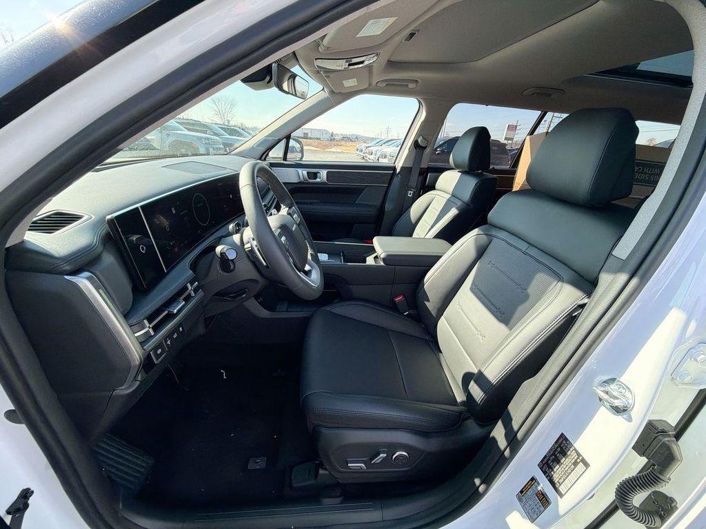 2026 Hyundai Santa Fe Limited - Photo 17