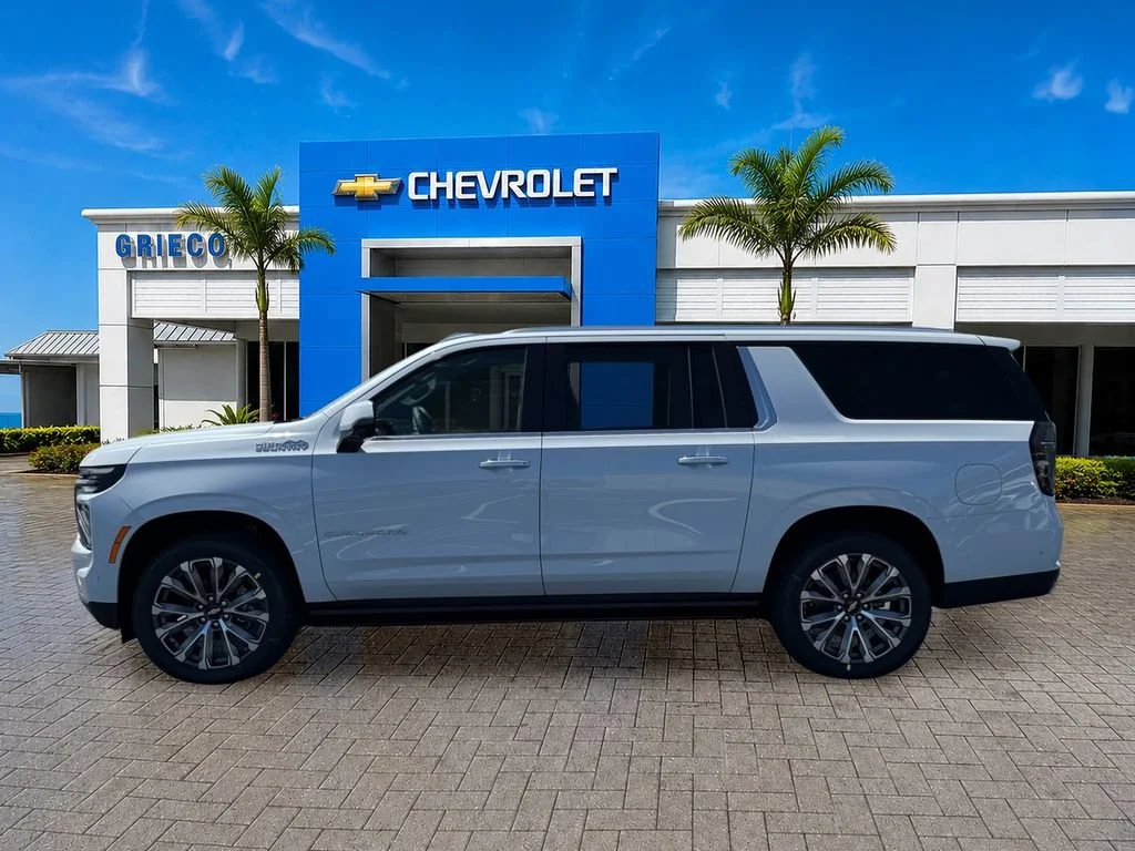 New 2026 Polar White Tricoat Chevrolet High Country image 4