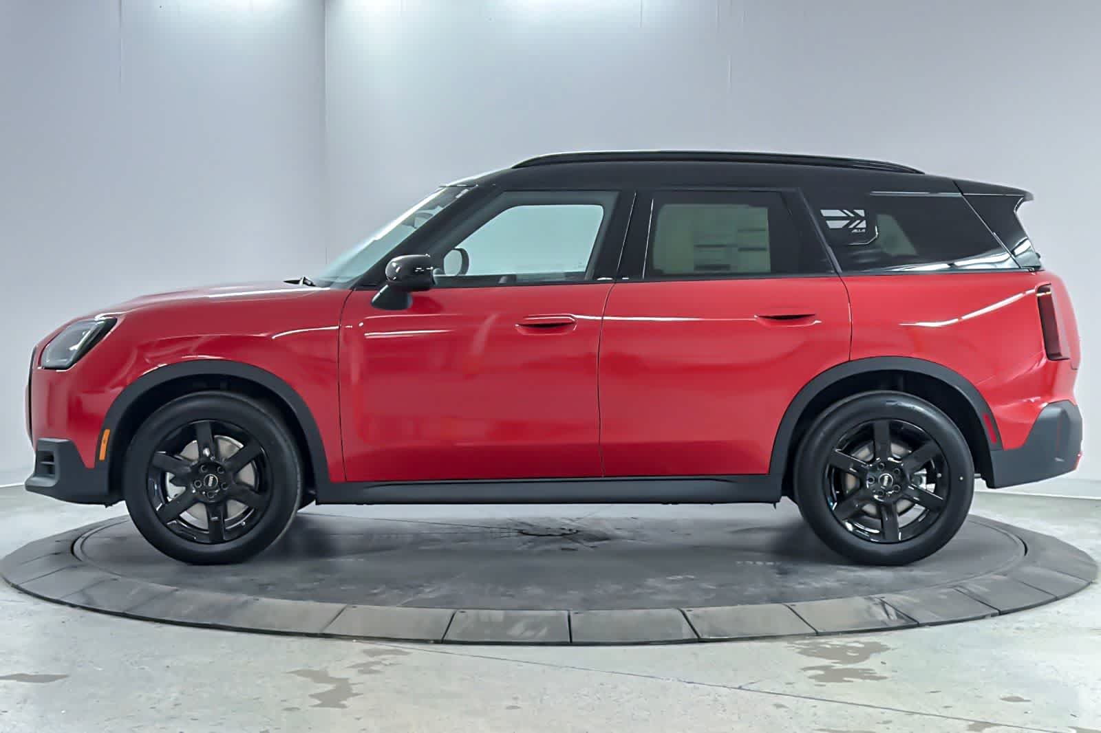 New 2027 Chili Red II MINI S Oxford Edition image 5
