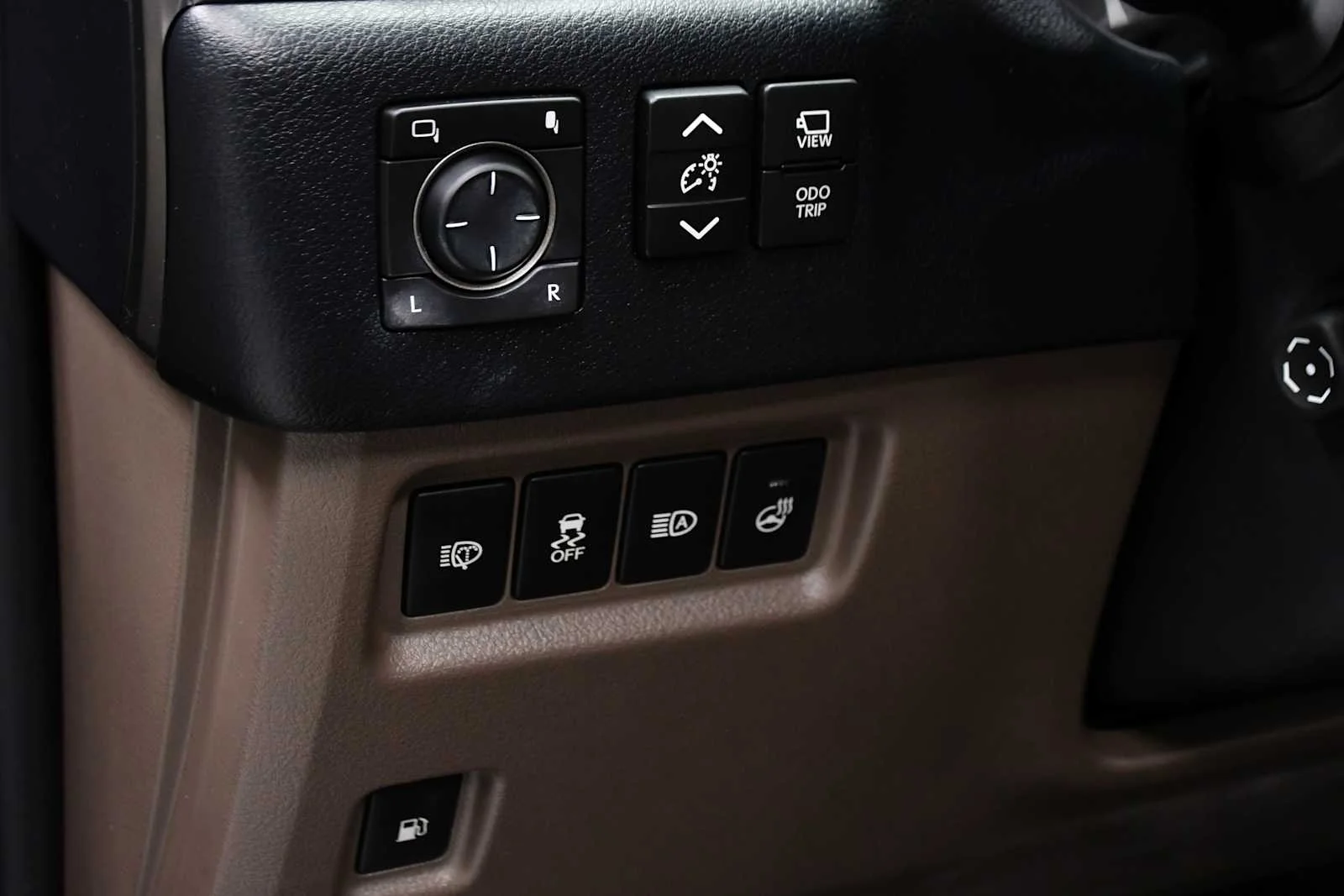 Used 2023 Black Onyx Lexus Luxury image 16