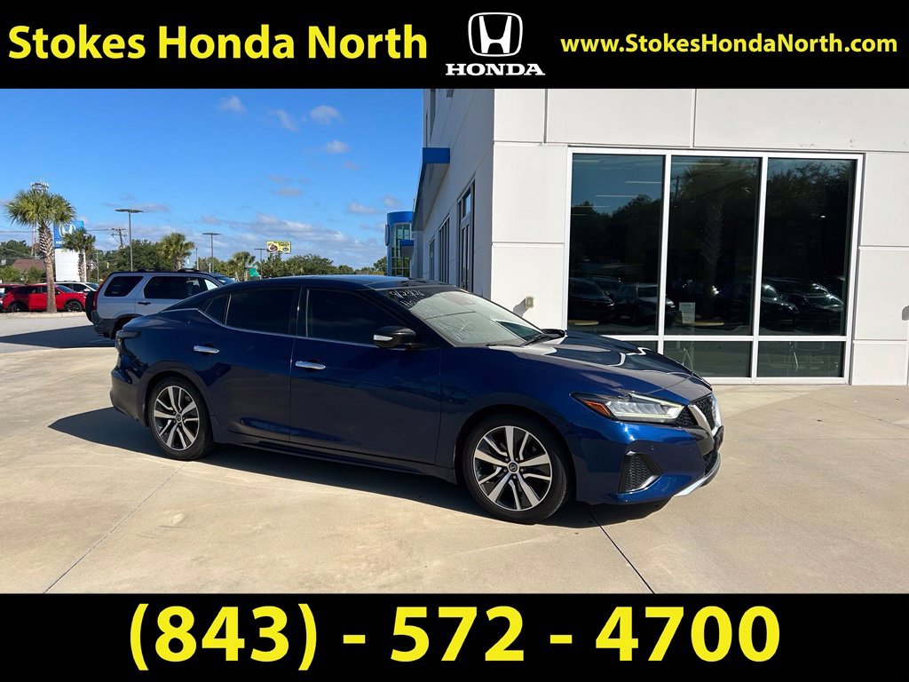 Used 2020  Nissan 3.5 SL image 1