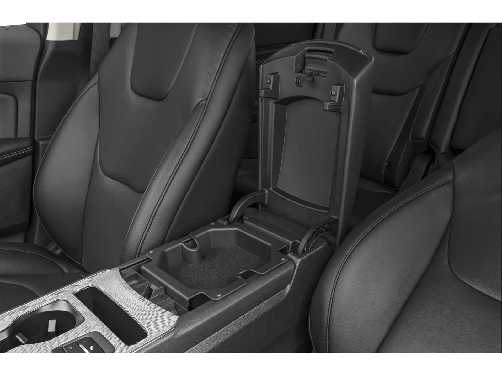 Used 2023 Iconic Silver Ford Titanium image 9