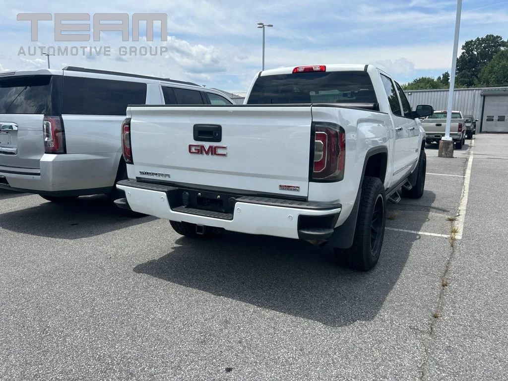 Used 2016 White GMC SLE image 6