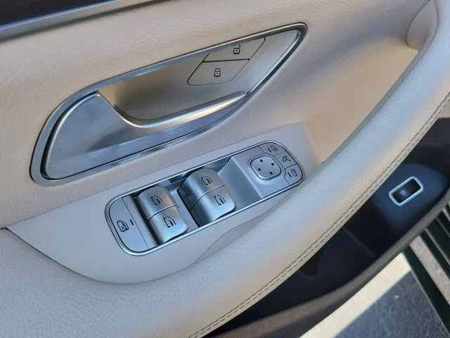 Used 2021 Green Mercedes-Benz GLE 580 image 20