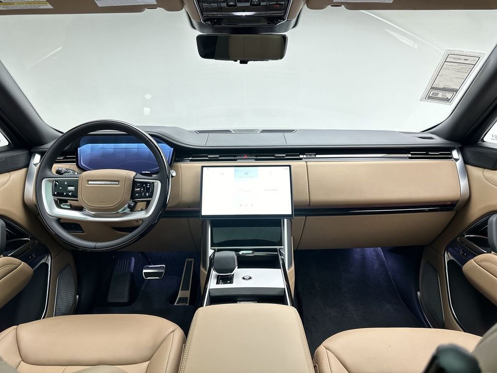 Used 2024 Belgravia Green Metallic Land Rover Autobiography image 13