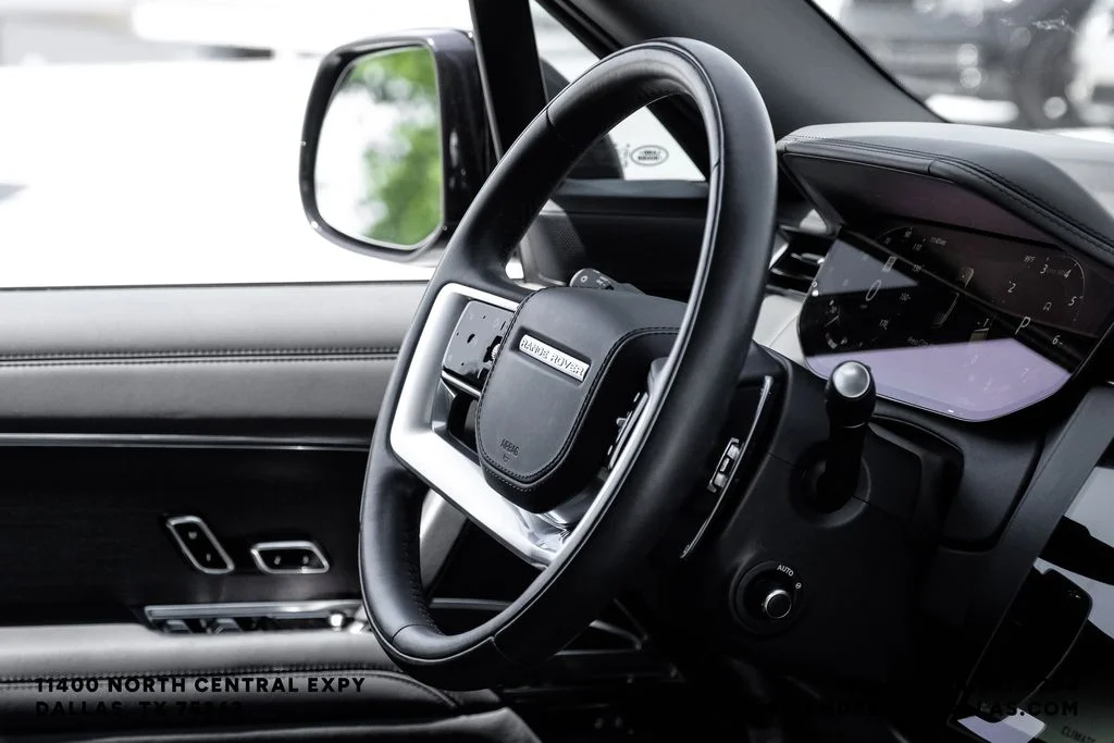 Used 2023 Black Land Rover Autobiography image 14