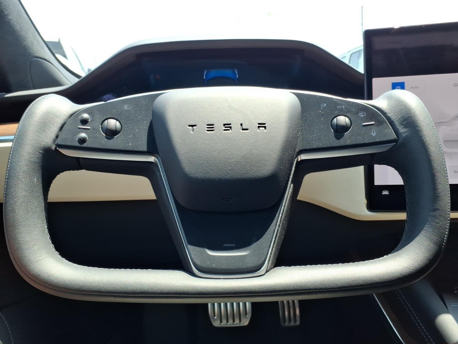 Used 2022 Deep Blue Metallic Tesla Base image 22